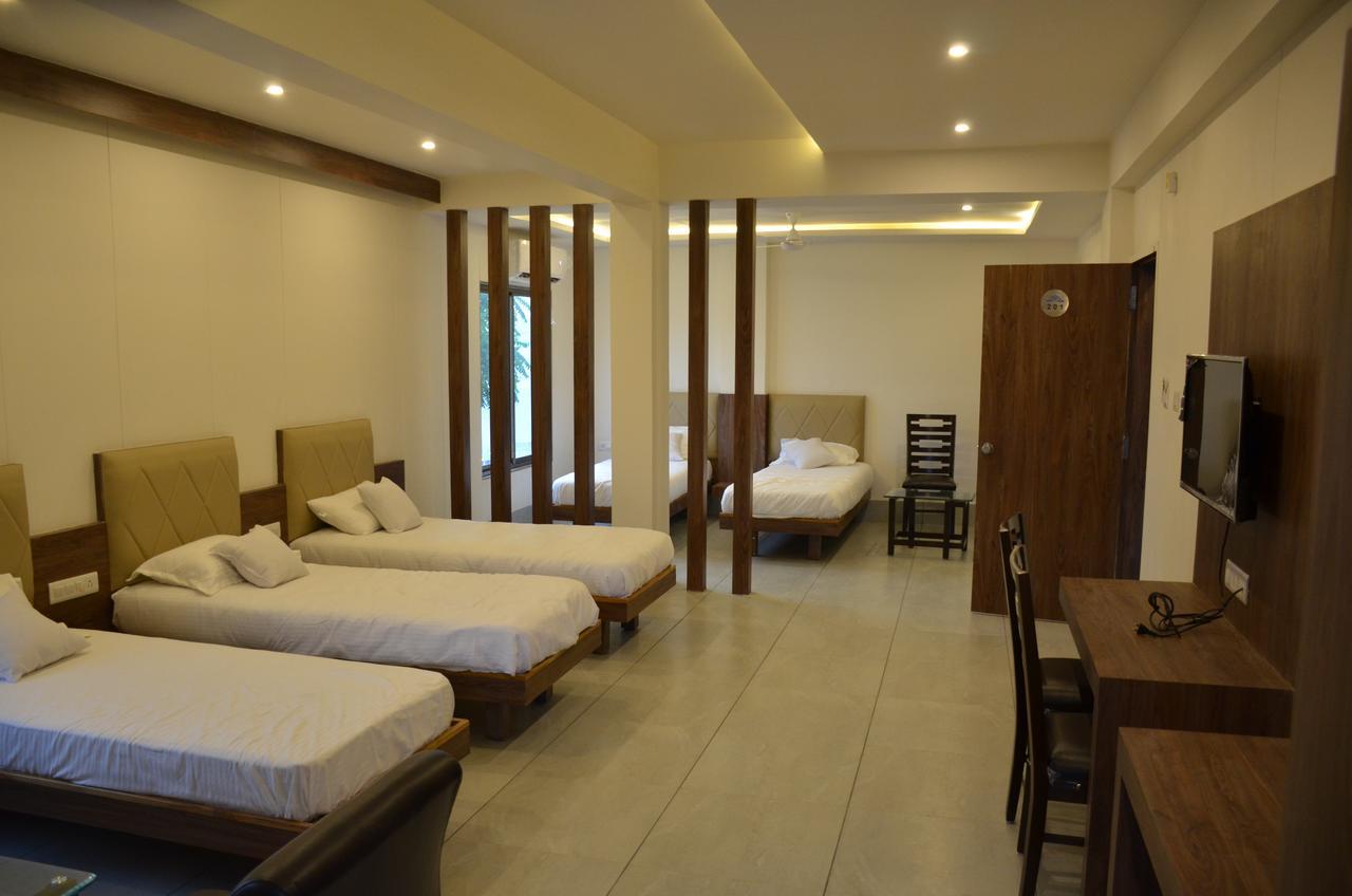Apple Residency Hotel Patan  Bagian luar foto
