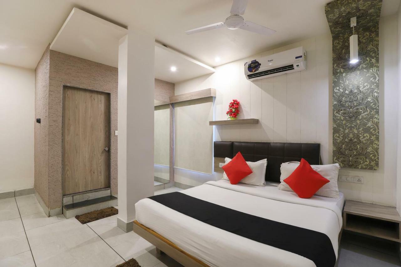 Apple Residency Hotel Patan  Bagian luar foto
